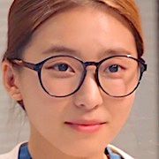 Dr Romantic 2-Yoon Bo-Ra01.jpg