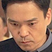 Shin Won-Woo