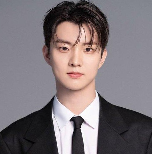 Ji Chang-Min The Boyz-p.jpg