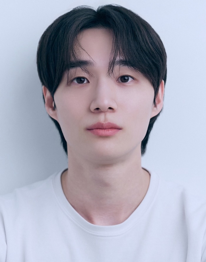 Kim Hyeong-Jin-1998-p1.jpg
