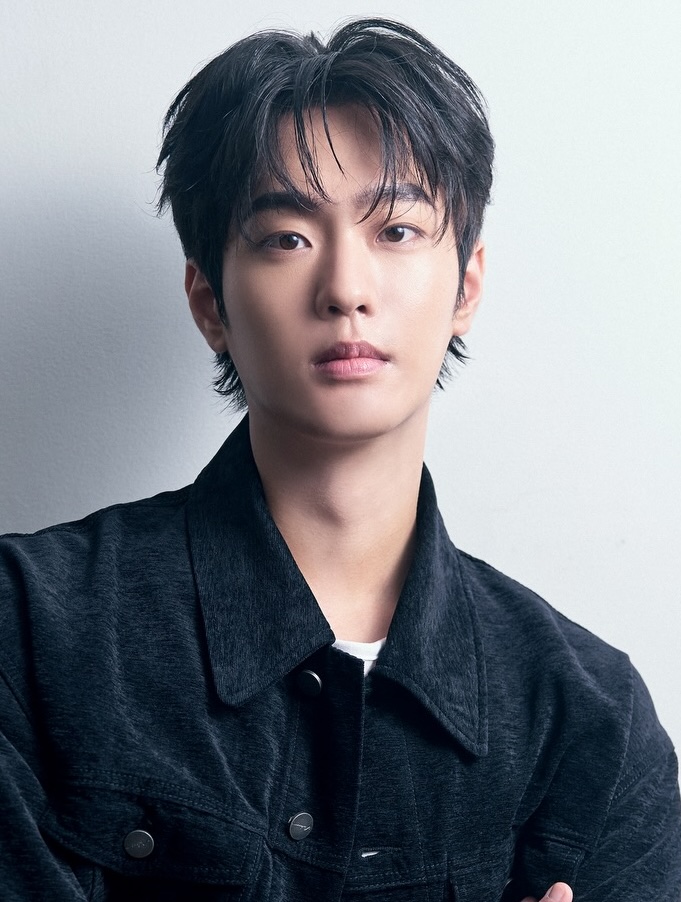 Jung Hyun-Min 2002-p.jpg