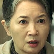 Hong Yoon-Hee