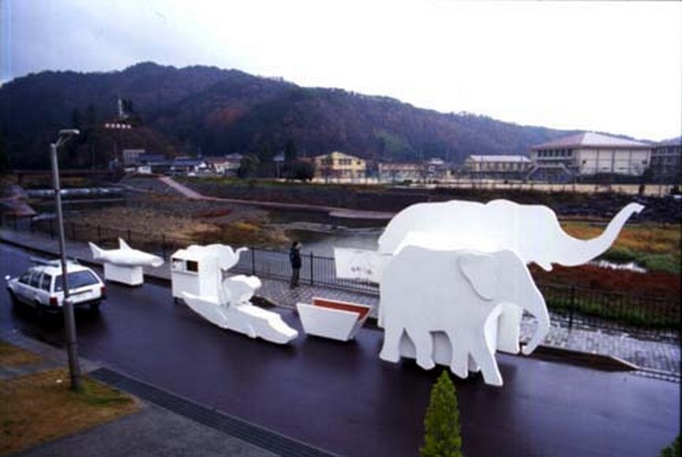 Ship Rides on the Mountain3.jpg