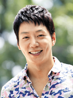 Lee Soo-Wan (1976)-p1.jpg