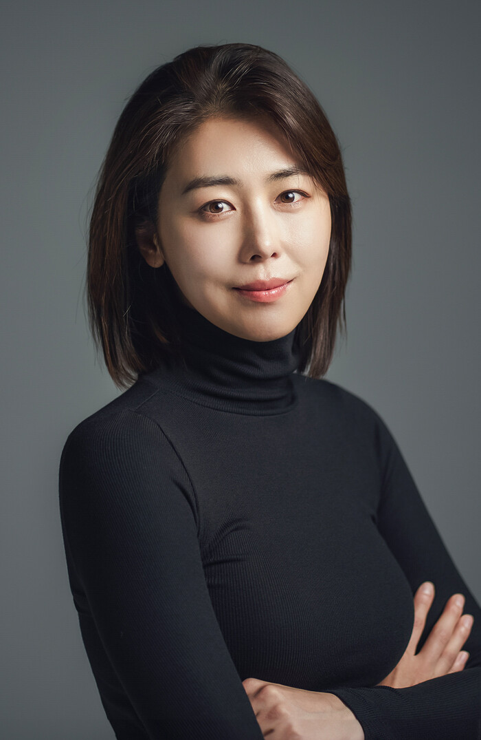 Seo Eun-O-1988-p1.jpg