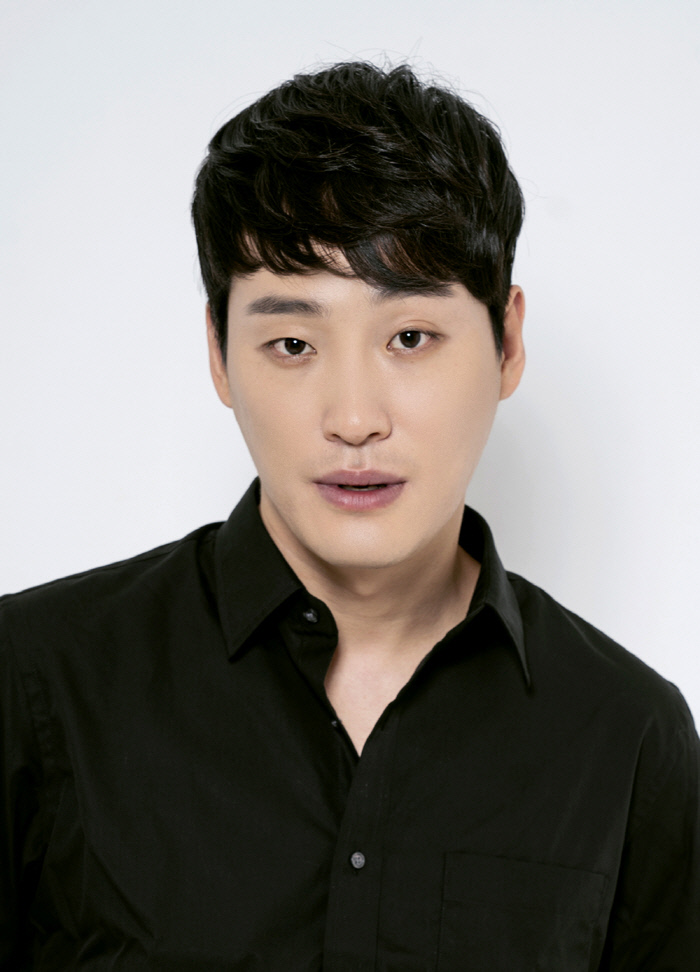 Han Kyu-Won-1986-pr1.jpg