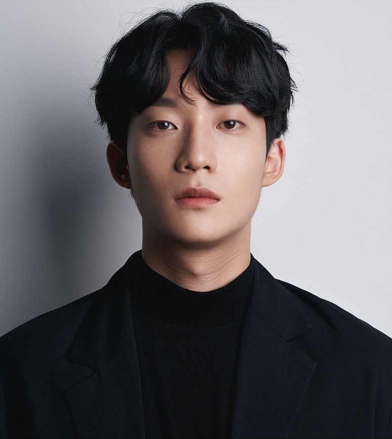 Ma Woong-Kyu-1994-p1.jpg