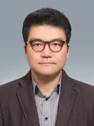 Kim Jeong-Uk-director-p1.jpeg