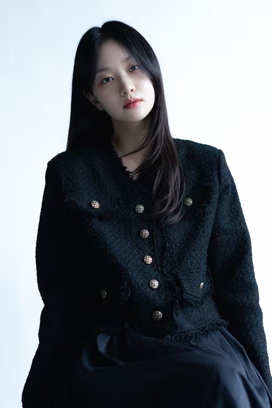 Kim Yi-Kyeong-1997-pr1.jpg