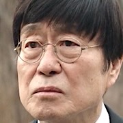 Perfect Family-Kim Chang-Wan.jpg