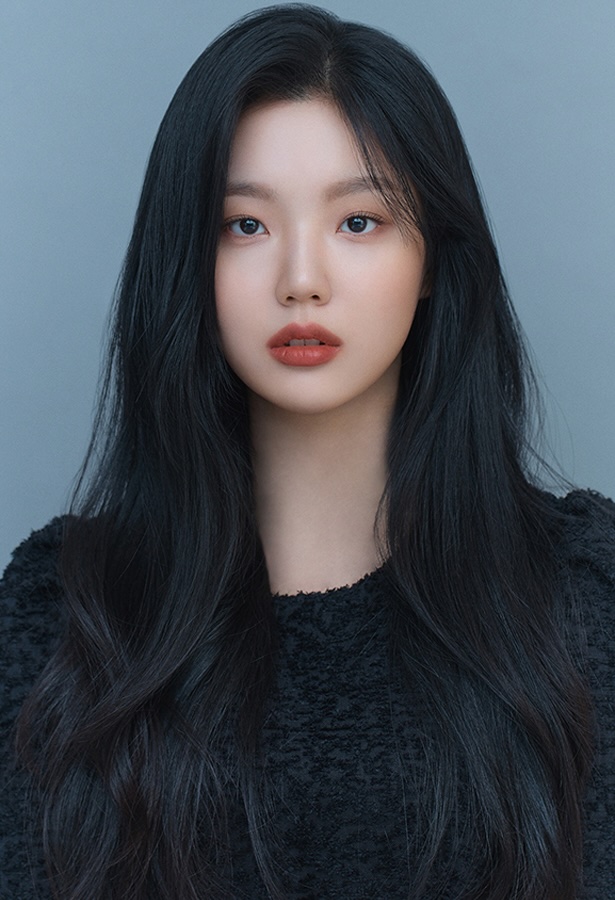 Kim Ye-Ji (1997) - AsianWiki