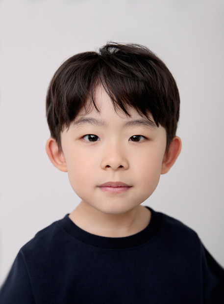 Park Si-Hyun-2018-p1.jpg