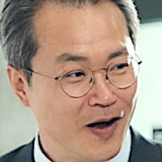 The Auditors-Baek Hyun-Jin.jpg