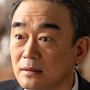 The Apartment Job-Jung Hee-Tae.jpg