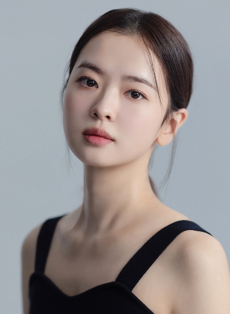 Hwang Boreumbyeol-1999-p1.jpg