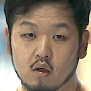 Trigger-NFLX-Hwang Bo Jung Il.jpg