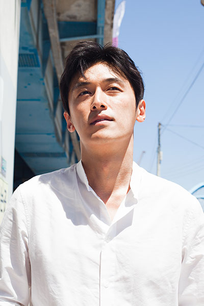Kim Dong-Hyuk-1982-p1.jpeg