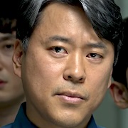 Husbands in Action-Lee Soon-Won.jpg