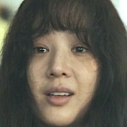 The Woman in the White Car-Jung Ryeo-Won.jpg
