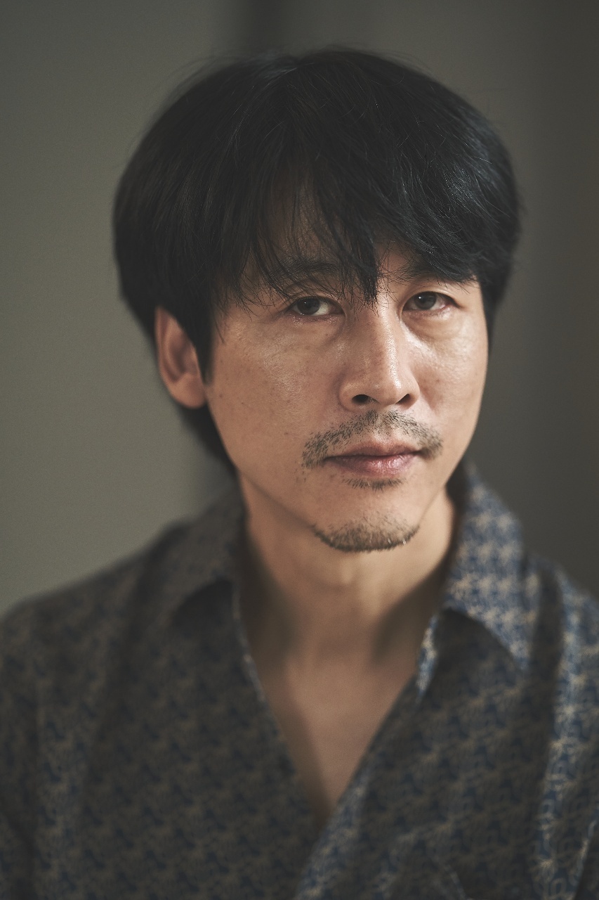 Lee Ji-Yong-1975-pt1.jpeg