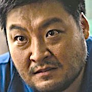 Through The Darkness-Lee Jong-Yoon1.jpg