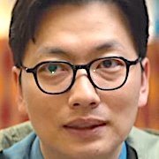 Glitch-Lee Dong-Hwi.jpg