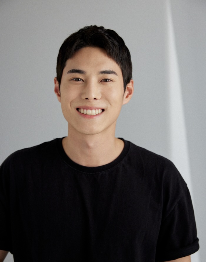 Kim Ru-I-1993-p1.jpg