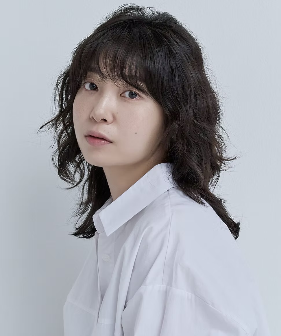 Lee Ji-Hye-1986-p1.jpeg
