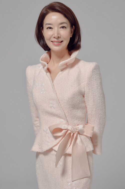 Kim Bo-Yeon-1957-p1.jpeg