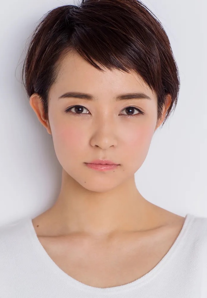 Miku 1990-p1.jpg