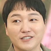 Resident Playbook-Kim Dae-Myung.jpg