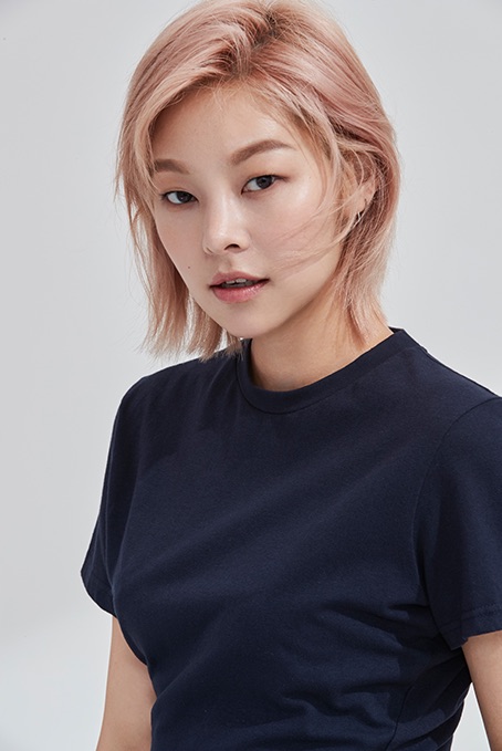 Song Hae-Na (1987)-p1.jpg
