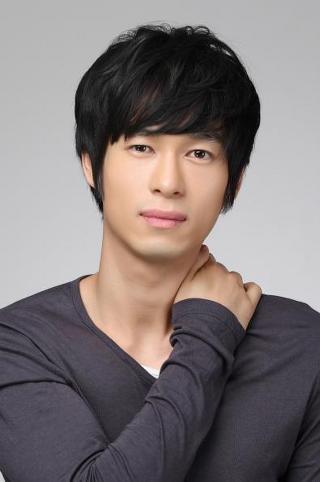 Jeon Min-Hyub-1982-p1.jpg