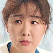 Dr Romantic 3-Jung Ji Ahn.jpg