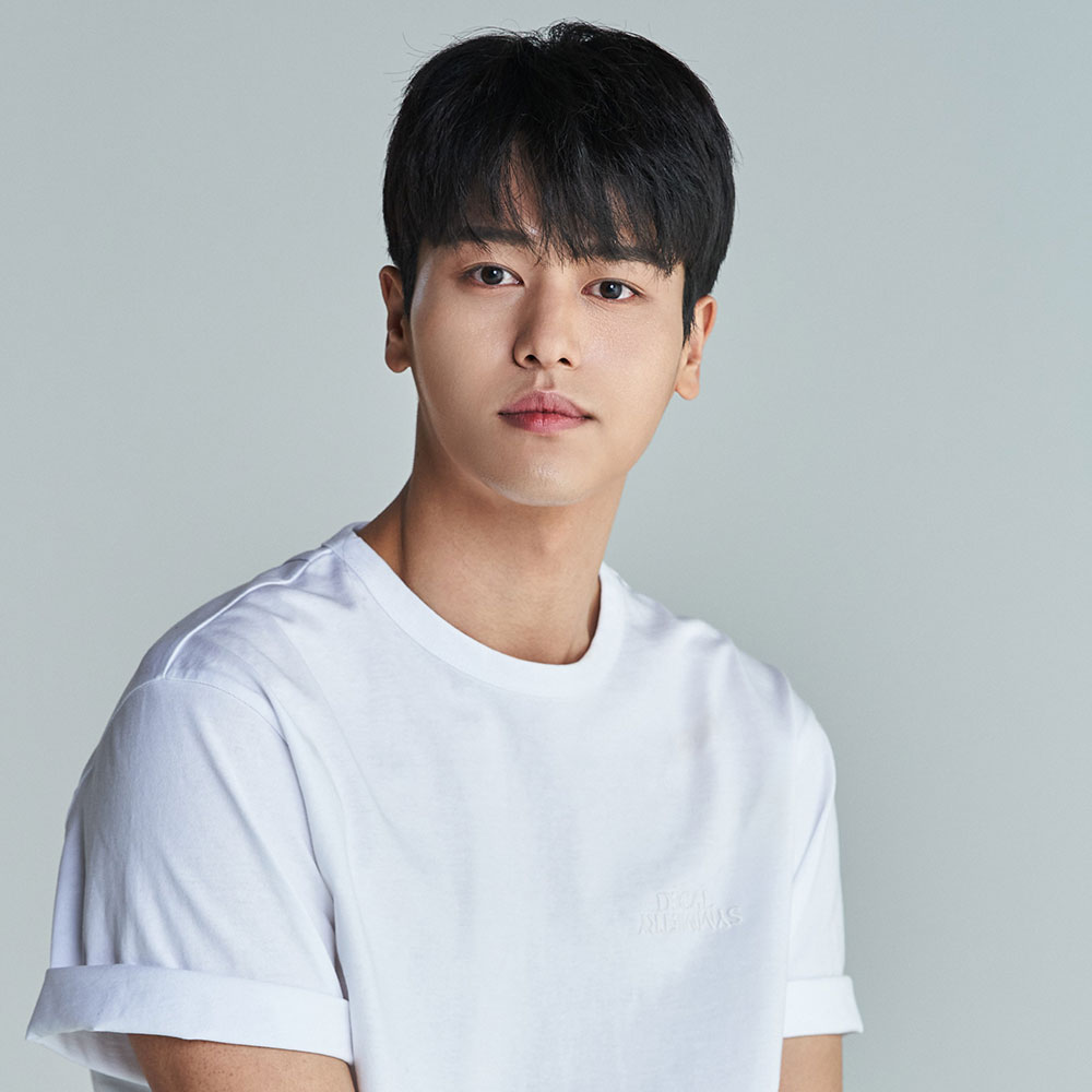Lee Jung-Hyung-1990-p1.jpg