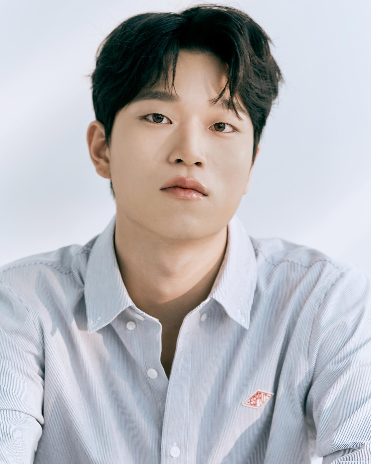 Kim Yi-Gun-2000-p1.jpg
