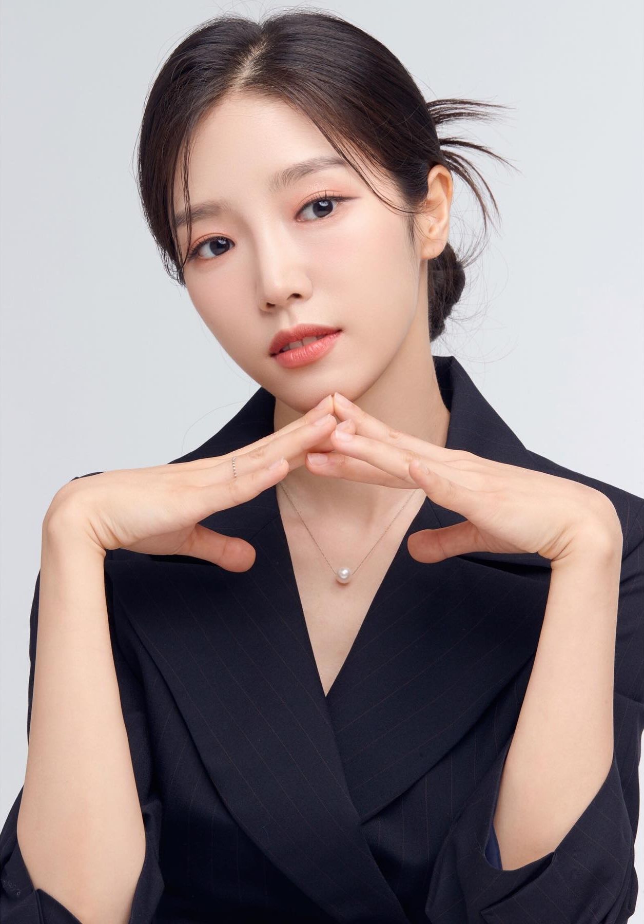 Lee Soo-Hyun-0413-p1.jpg