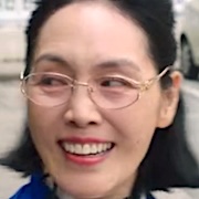 Salon de Holmes-Park Ji-A.jpg