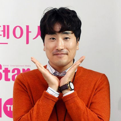 Hwang Young-Jin-1979-p1.jpeg
