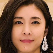 Queen-JPD-Yuko Takeuchi.jpg