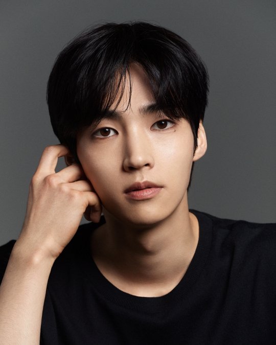 Baek Seo-Hoo-1996-p1.jpg