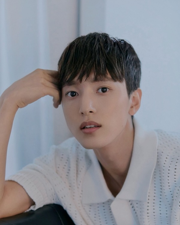 Jeong Whee-1991-p1.jpg