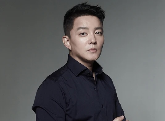 Lee Beom-Soo-1970-p1.jpeg