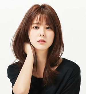 Mina Fujii-1988-p1.jpg