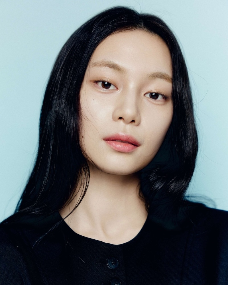 Mun Ji-Won-1998-p1.jpeg